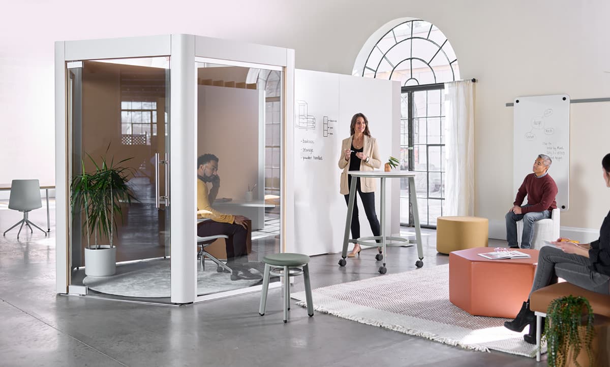 Movable Office Furniture - Stay Mobile in the Office